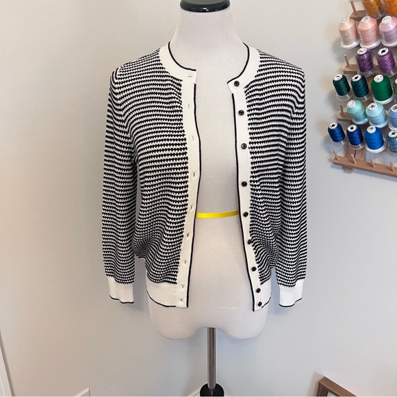 NEW ANN TAYLOR Black and white Striped Button Up Sweater - Picture 5 of 6